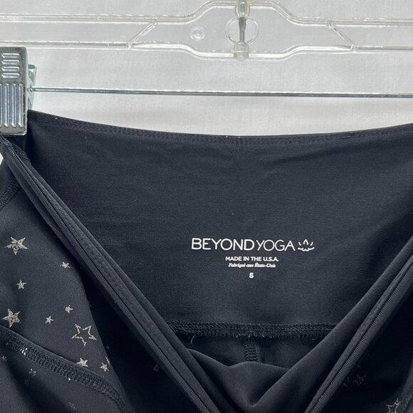 Beyond Yoga Tossed Star High Waist Crop Leggings Size S Iridescent Sparkle Black - Picture 12 of 12